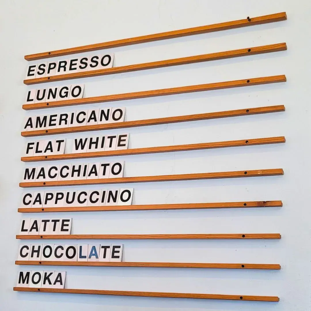 pecialty Coffee Options - Cafe De Isla Sign of multiple specialty coffee options