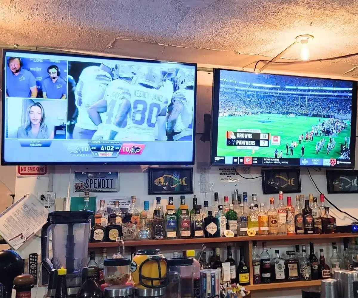 Fans can watch the Superbowl in a Cozumel bar